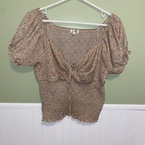 Wild Jasmine front lace puff sleeve top